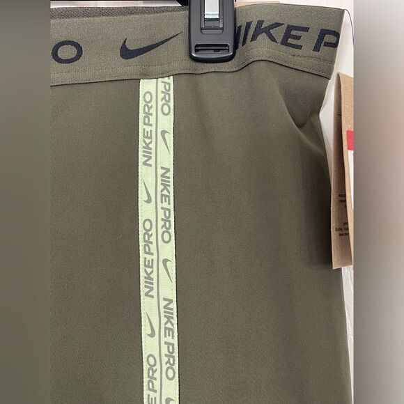 Nike Pro High-Waisted 7/8 olive green leggings size L NWT - Picture 5 of 5